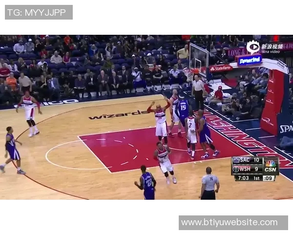 克尼佩尔下半场发力却三分失准11投5中仅得12分4篮板表现平平