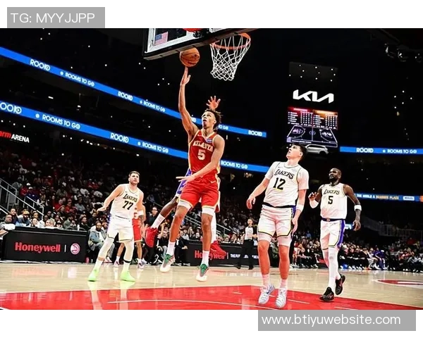 昆顿杰克逊神勇发挥中投制胜16投10中砍下生涯新高25分6篮板10助攻