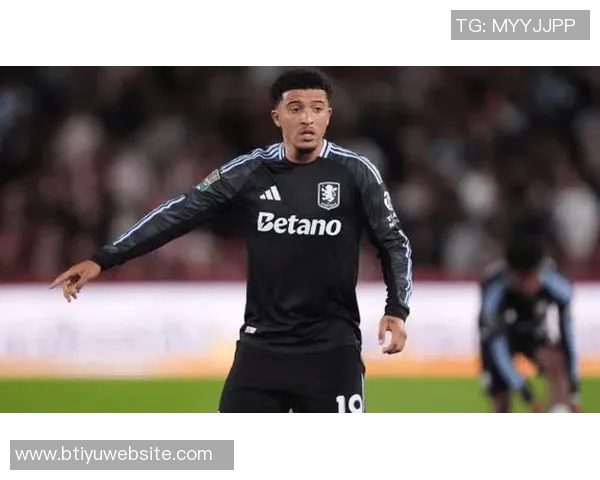 费耶诺德年轻后卫雷德回应拜仁传闻队友开始用德语交流 费耶诺德年轻后卫雷德回应拜仁传闻队友开始用德语交流