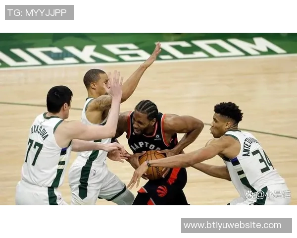 小卡季前赛表现出色砍下35分与队友重聚感到非常开心