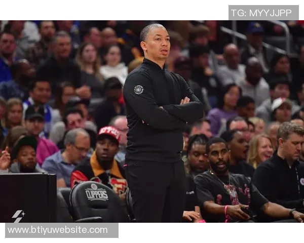 球队心态脆弱缺乏韧性卢指导直言遇挫折就容易失去斗志 球队心态脆弱缺乏韧性卢指导直言遇挫折就容易失去斗志